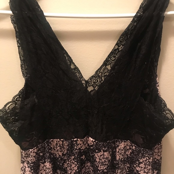 Le Vie en Rose nightwear - Picture 4 of 5